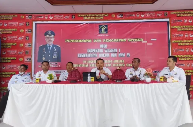 Kunjungi Lapas Palopo,...