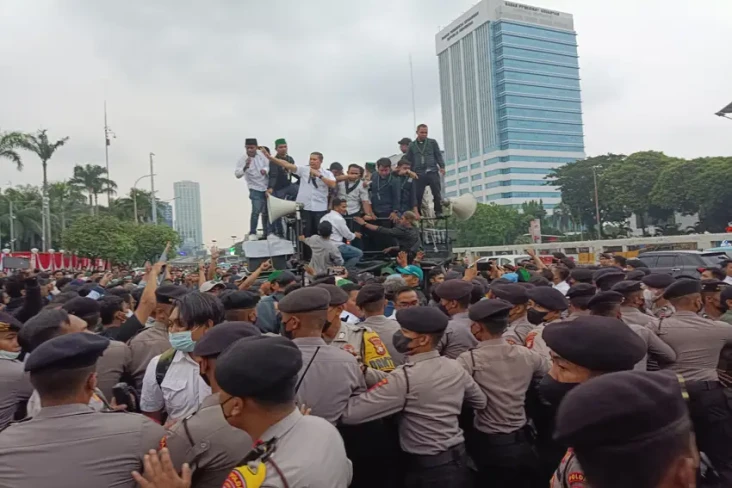 Aksi Tolak Kenaikan...