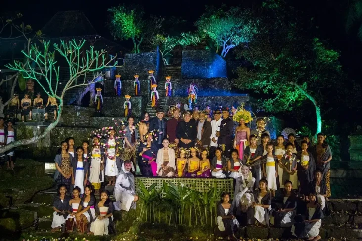 Dukung Pelestarian Budaya,...
