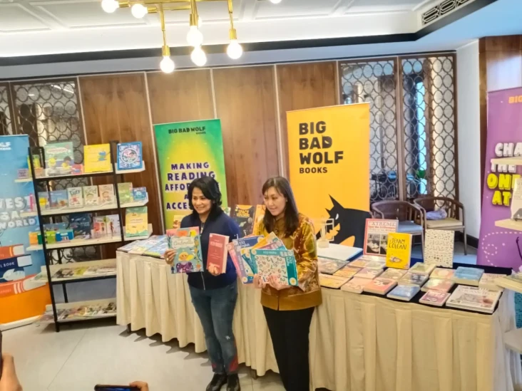 Dongkrak Budaya Literasi,...