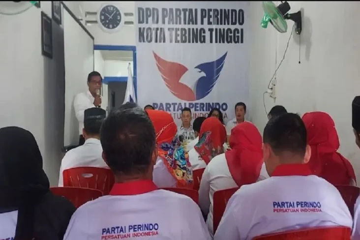 Siap Rebut Hati Rakyat,...