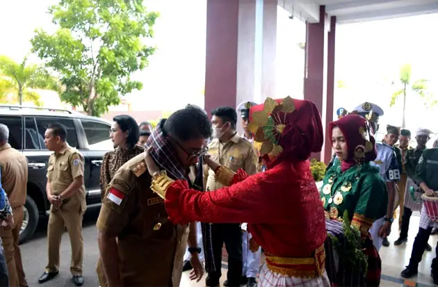 Buka LKS SMK ke-30,...