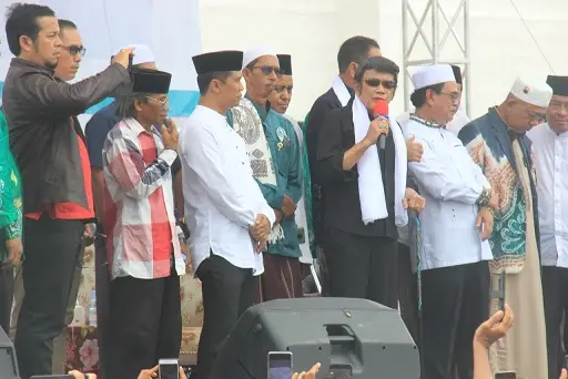 Antusias, Ribuan Santri...