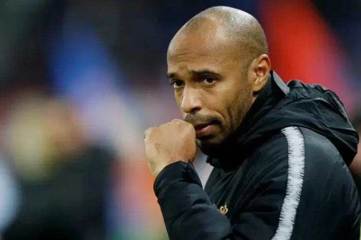 Legenda Arsenal Thierry...