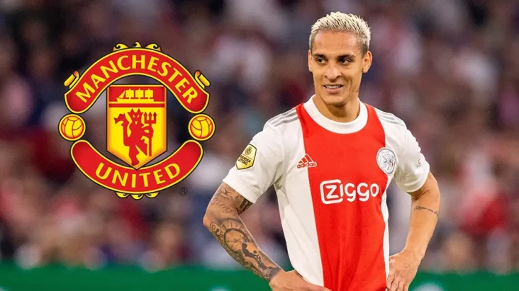 Deal! Manchester United...