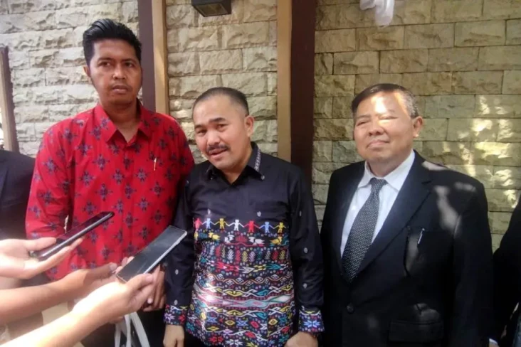 Tak Boleh Saksikan Rekonstruksi,...