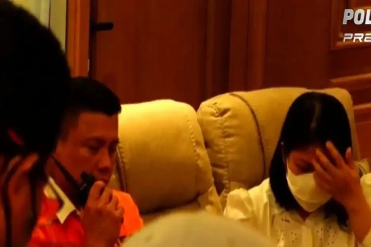 Momen Pertama Kali Pertemuan...