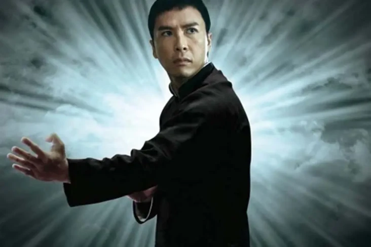 4 Film China Bergenre...