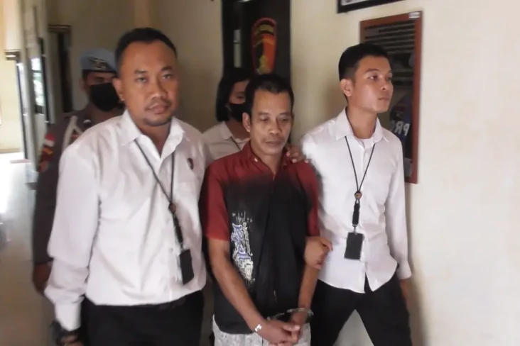 Sakit Hati dengan Wanita,...