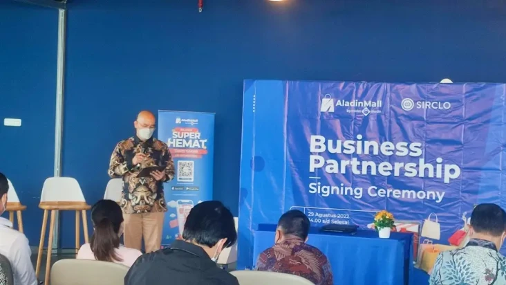 Kerja Sama dengan SIRCLO...