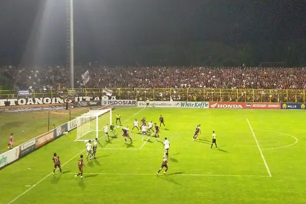 Tunduk dengan Skor Telak...