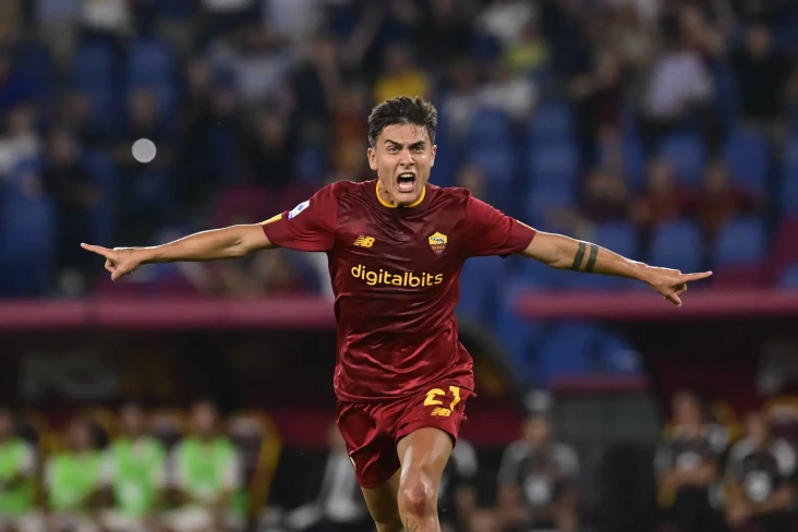 Paulo Dybala Cetak Gol...