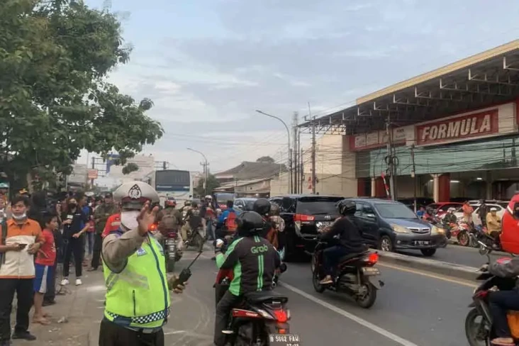 Truk dan Tiang BTS Selesai...