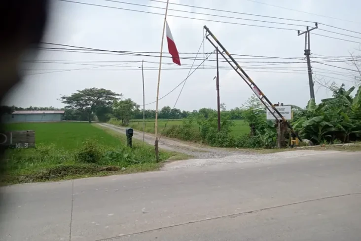 Rusak Portal Kawasan...