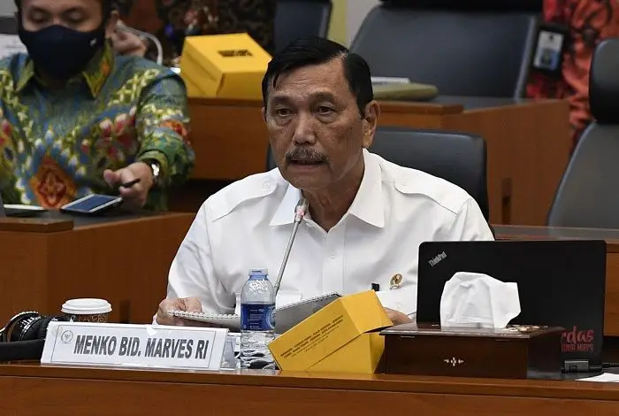 Luhut: Keputusan Kenaikan...