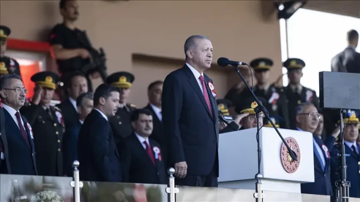 Jet Tempur Turki Dikunci...