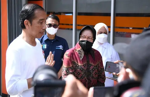 Presiden Salurkan BLT...