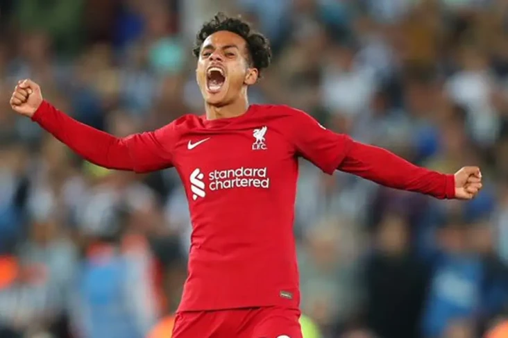 Hasil Liverpool vs Newcastle:...