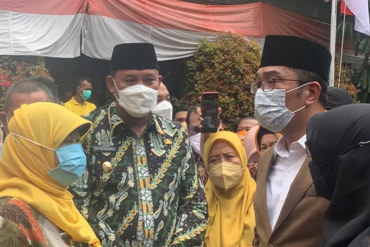 Ridwan Kamil Sambangi...
