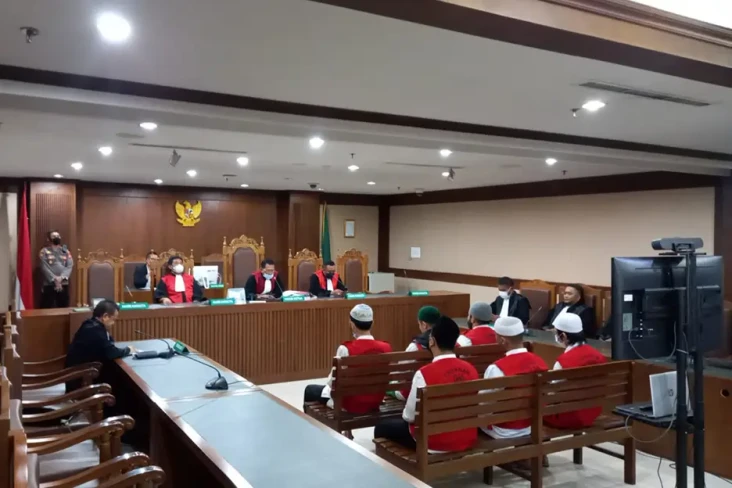 6 Pelaku Pengeroyokan...