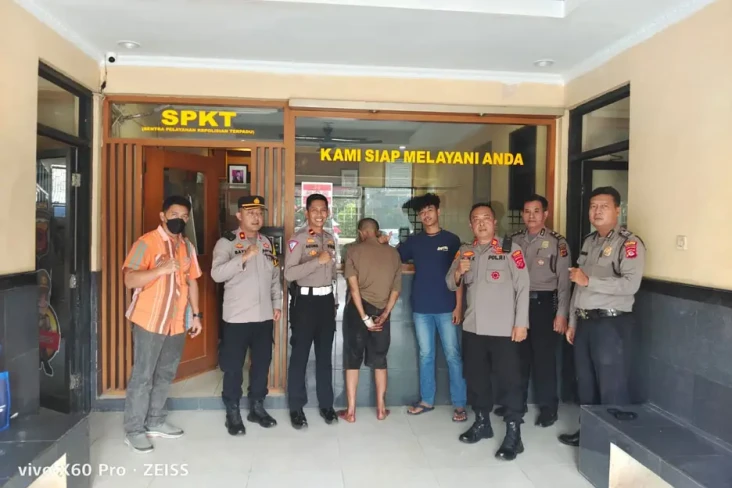 Rusak Rumah dan Ancam...
