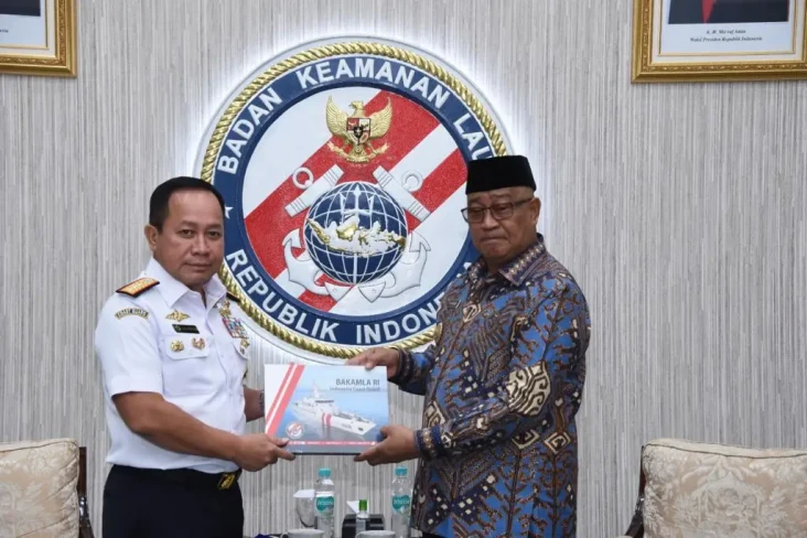 Wali Kota Tidore Kepulauan...