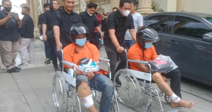 Penampakan 2 Penipu...