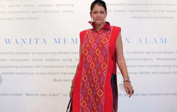 Melanie Subono Geram...