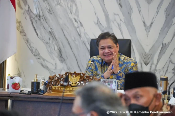 Menko Airlangga Minta...