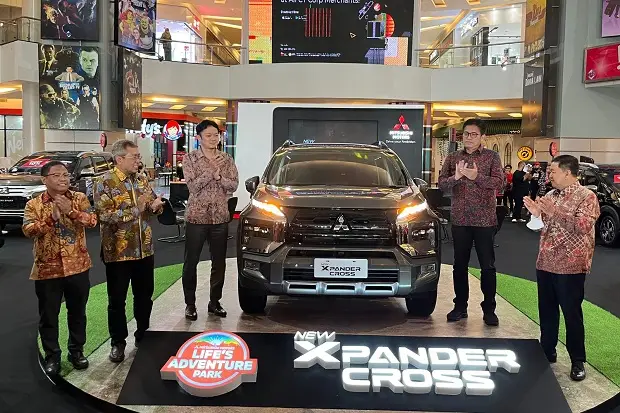 New Xpander Cross Diluncurkan...
