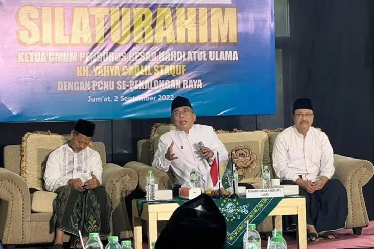 Sambut Usia Seabad,...