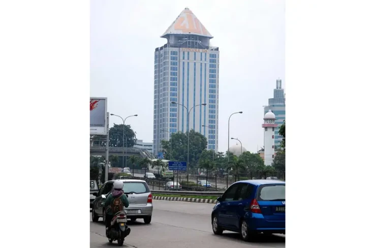 Menara 165, Gedung Ikonik...