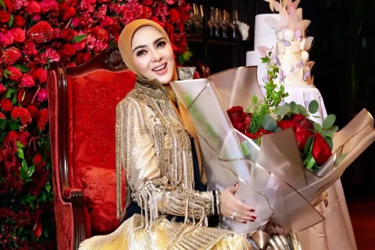 Syahrini Jawab Kabar...