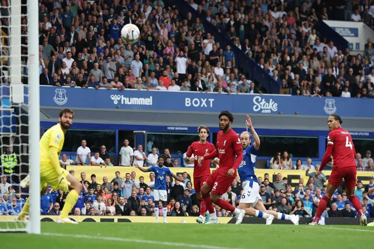 Hasil Everton vs Liverpool:...
