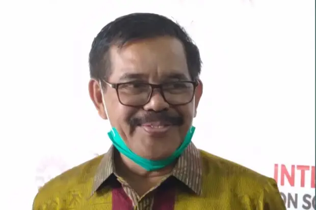 LP2M UNM Gelar Workshop...