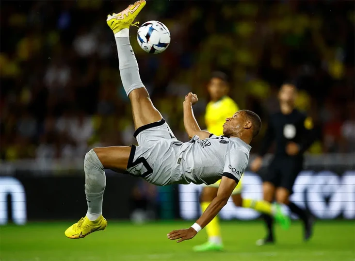 Hasil Nantes vs Paris...