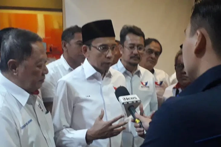 Harga BBM Naik, TGB...
