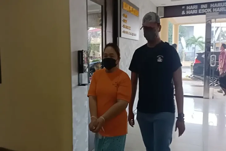 Penampakan Mucikari...