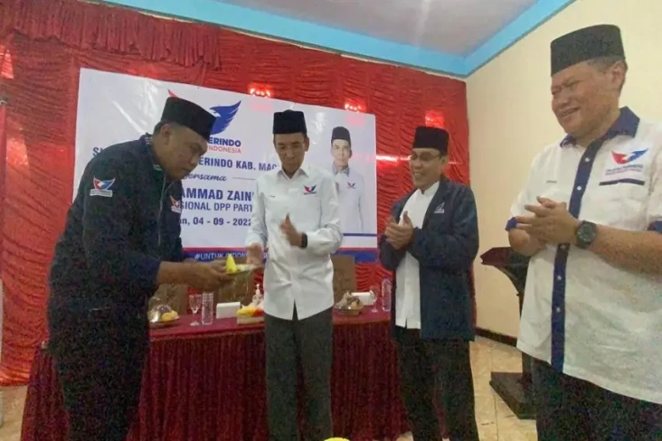Ketua DPW Perindo Jatim...