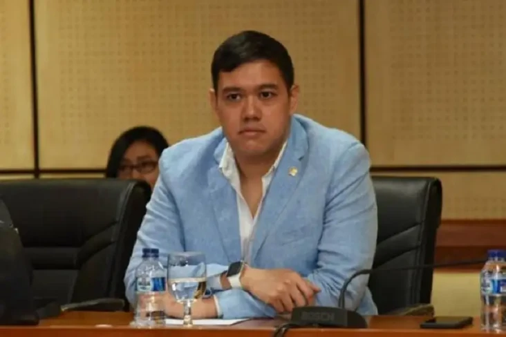 Suharso Diberhentikan,...