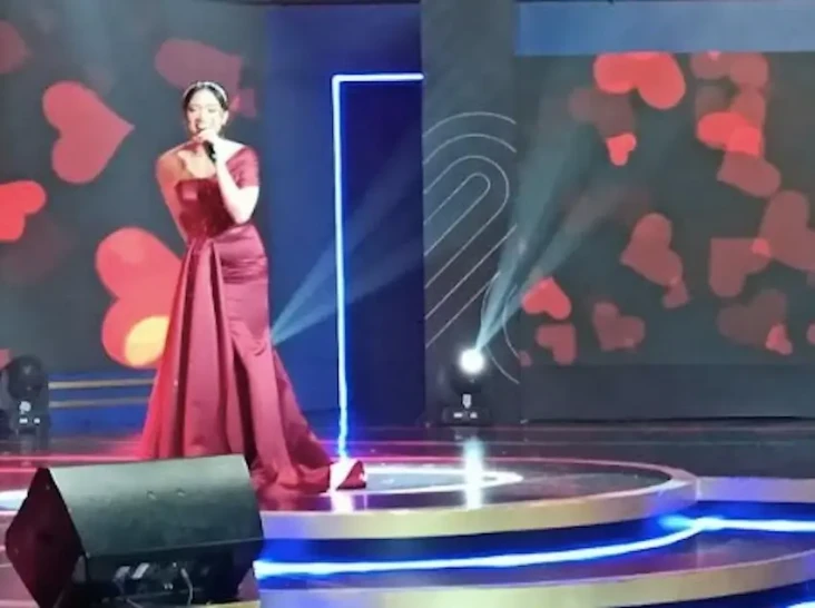 Bawakan Lagu Panah Asmara,...