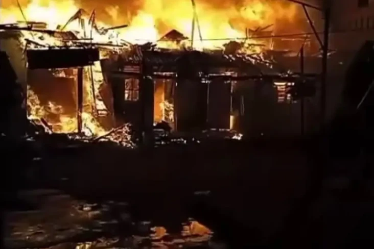 Kebakaran di Menteng...