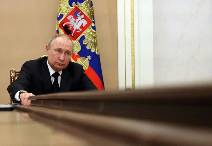 Kremlin: Barat dan Rusia...
