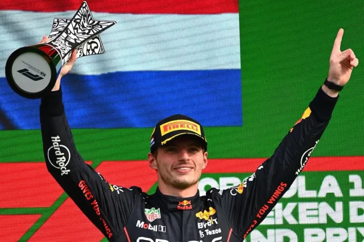 Menangi Formula 1 GP...
