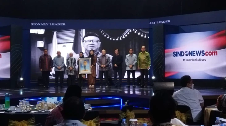 Putri Almarhum Tjahjo...