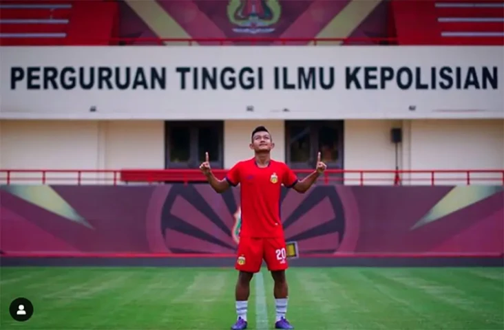Pemain Liga 1 yang Berprofesi...