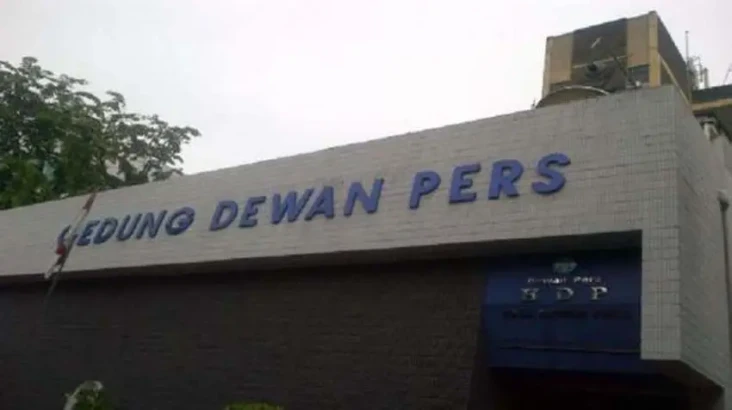 Dewan Pers Klarifikasi...