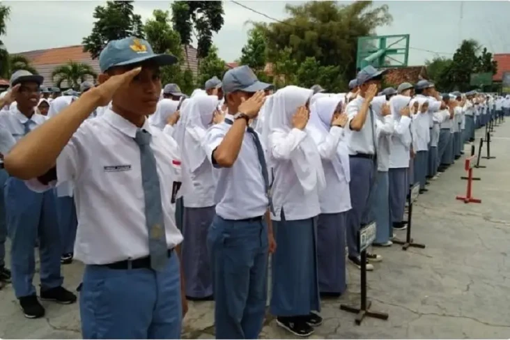10 Sekolah Terbaik di...