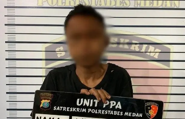Digerayangi Pengamen,...