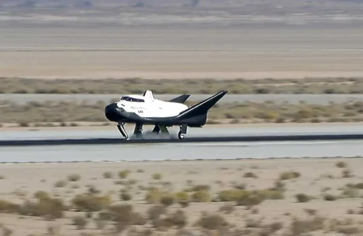 Dream Chaser, Pesawat...